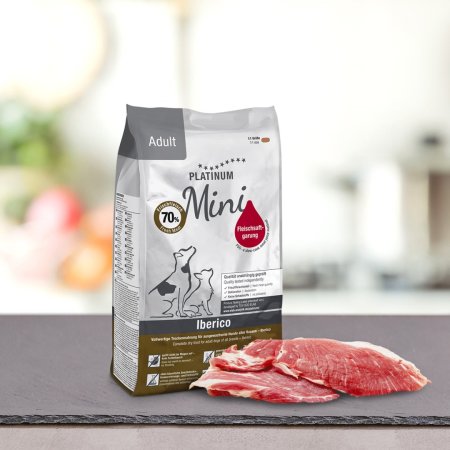 PLATINUM Mini Adult Iberico 900 g