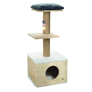 Designed by Lotte Škrabadlo Kamina 40x95x40cm