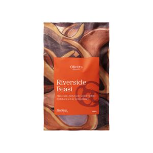OLIVER’S Signature RIVERSIDE FEAST Medium 10kg
