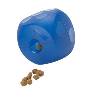 Hračka pes BUSTER Soft Mini Cube modrá 10cm